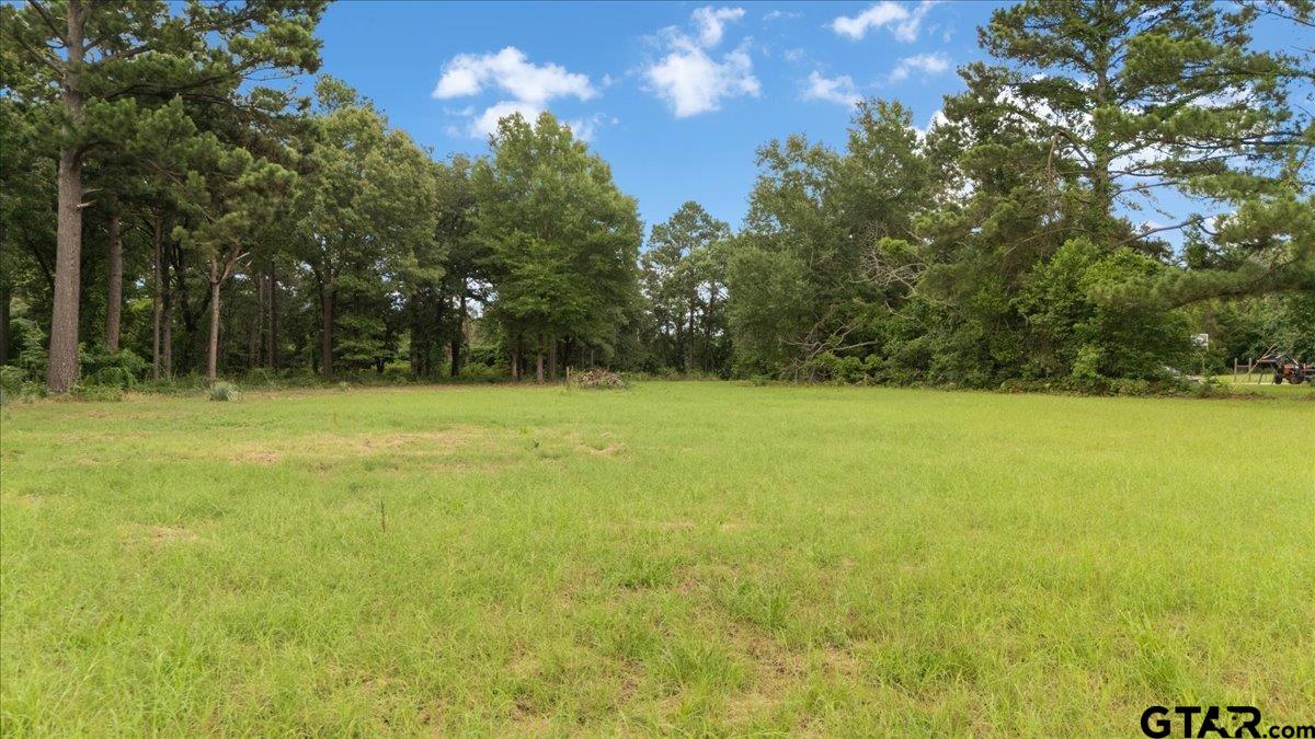17066 Creekside