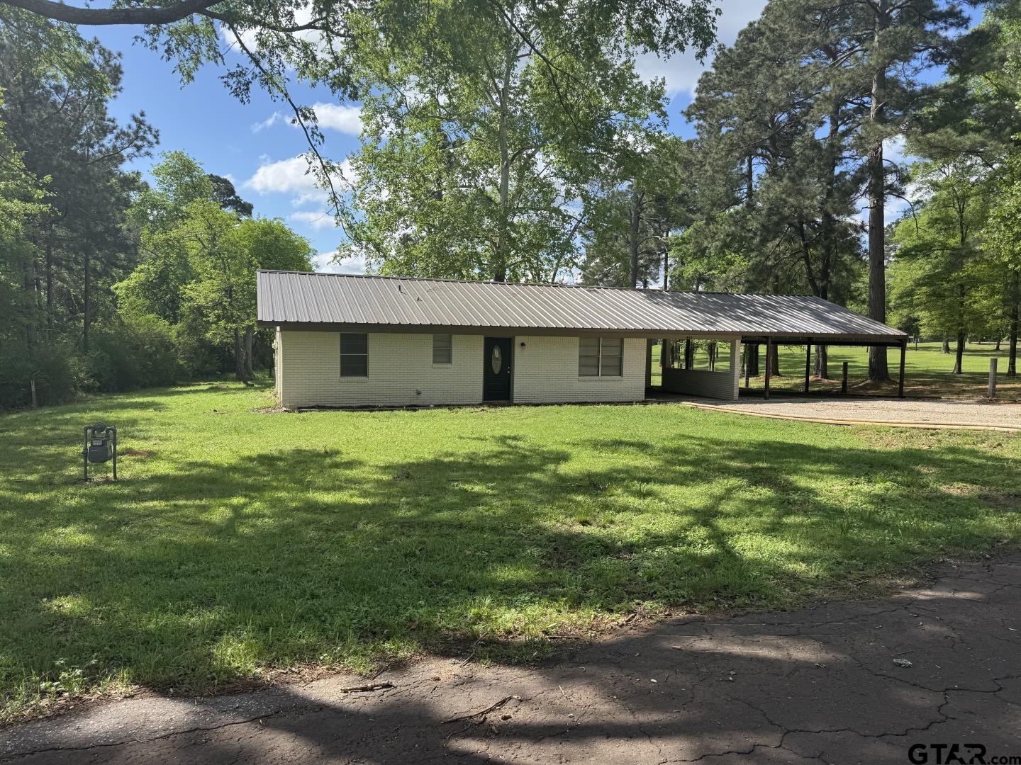 403 Gatlin Cemetery Rd