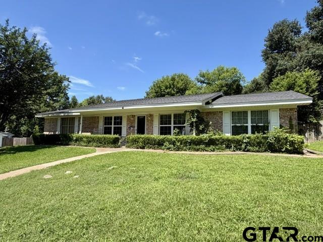 313 S Pecan St