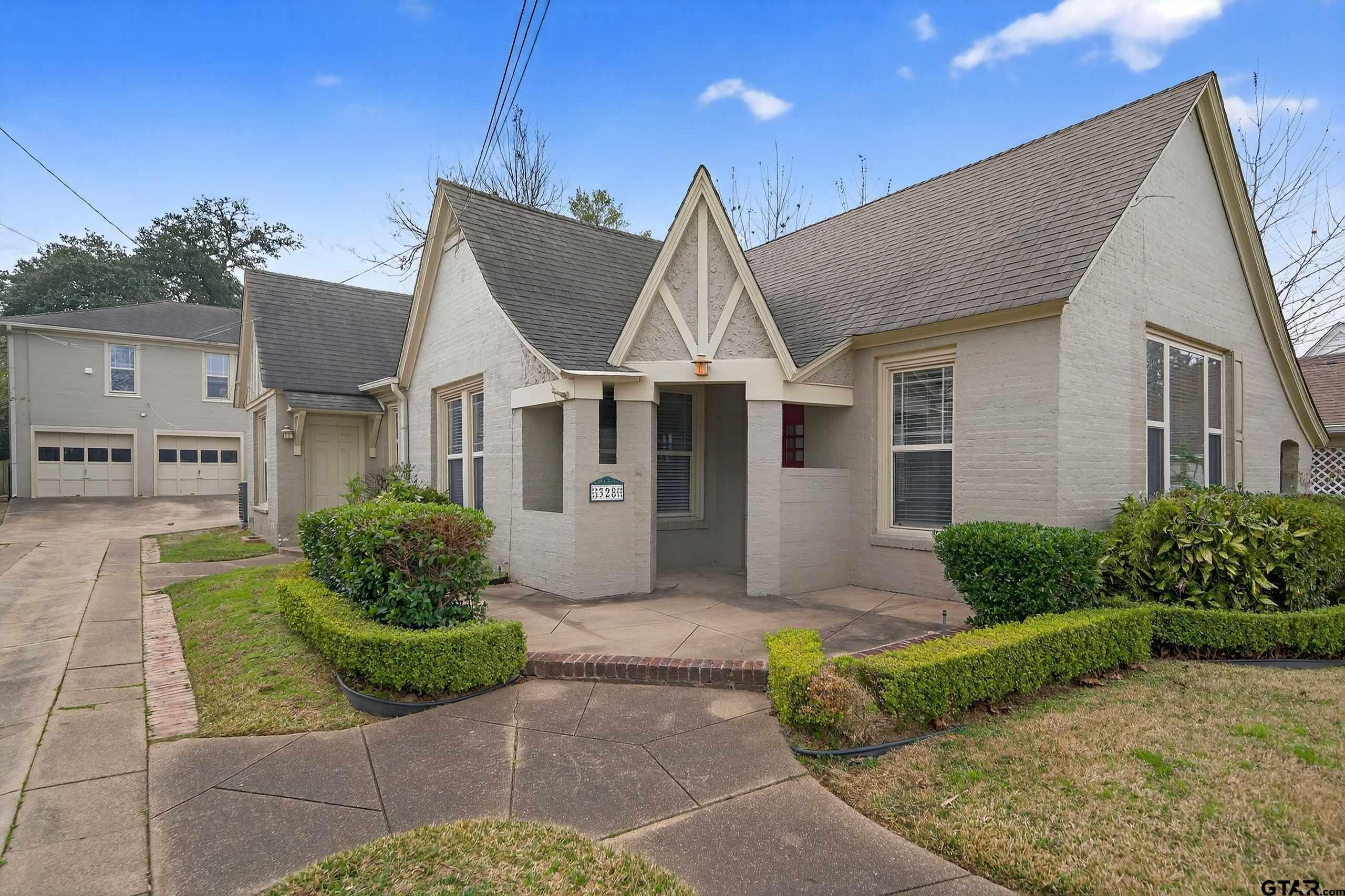 328 Mockingbird drive