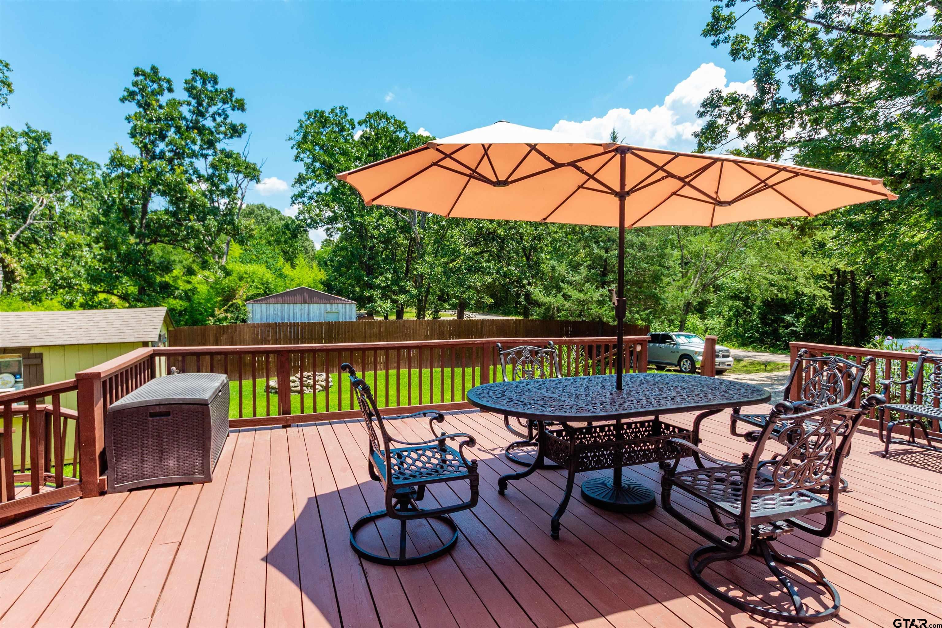 16964 Pine Trail Dr