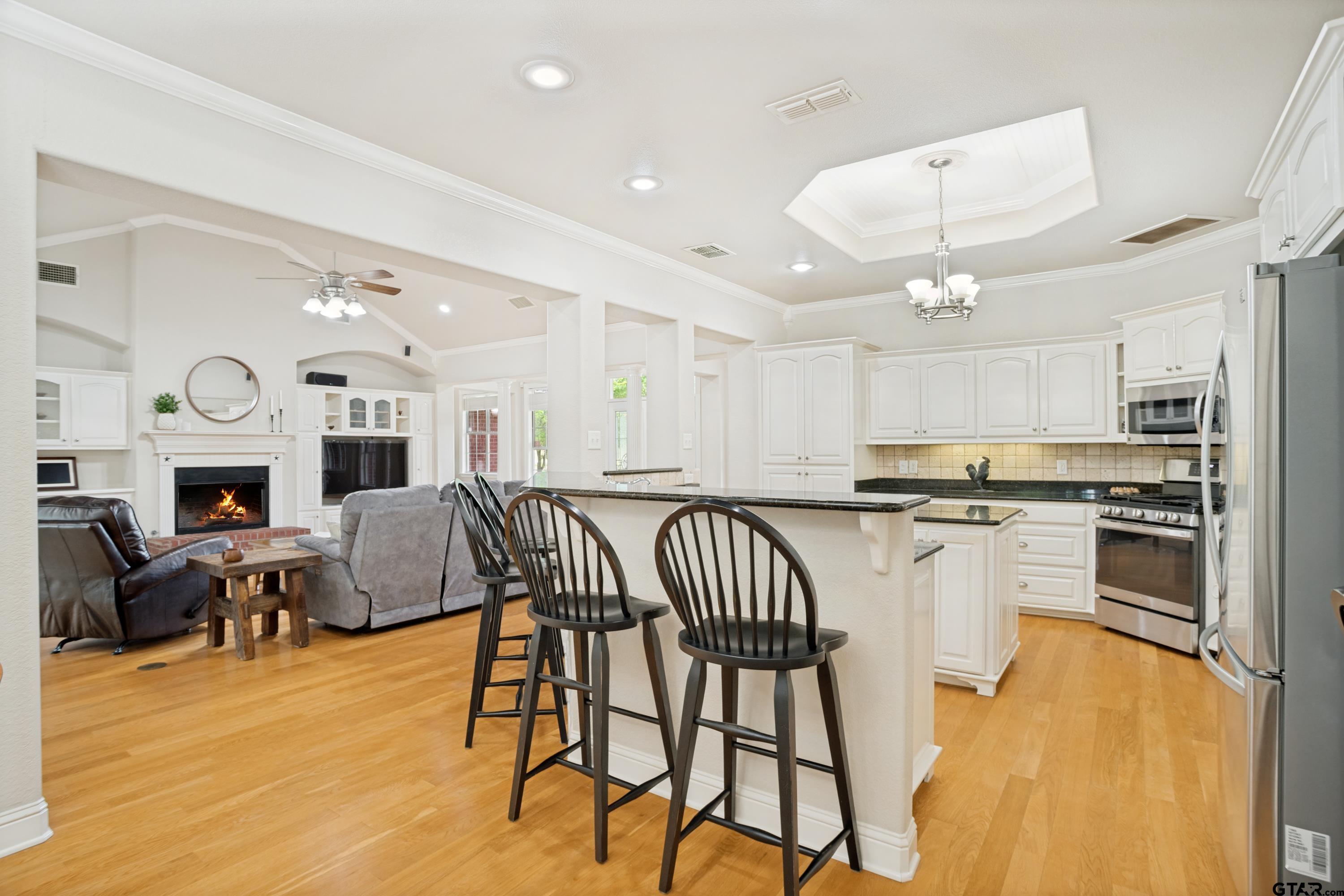 1688 County Road 3118
