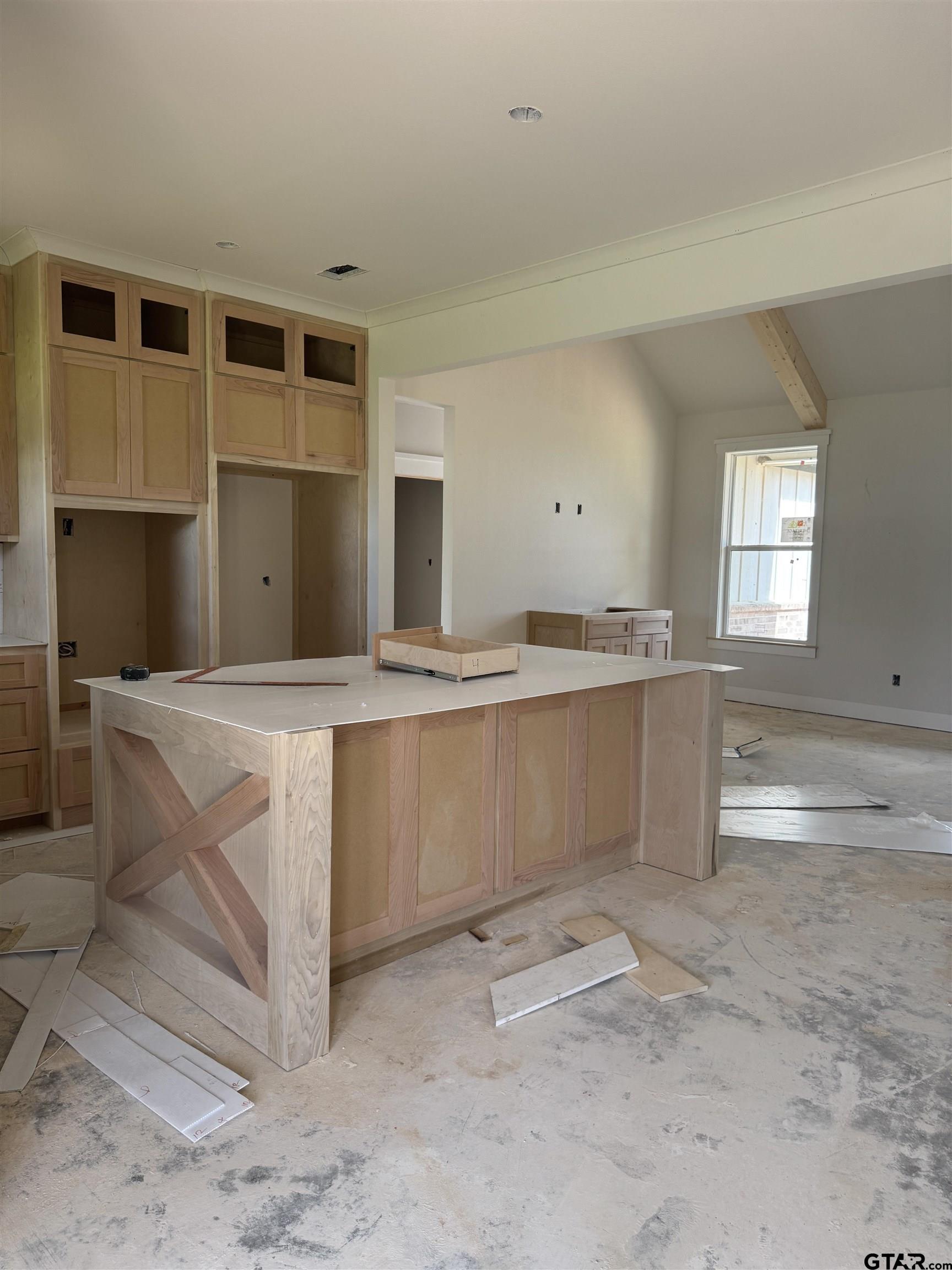 10467 County Road 3116