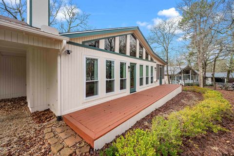 A home in Holly Lake Ranch