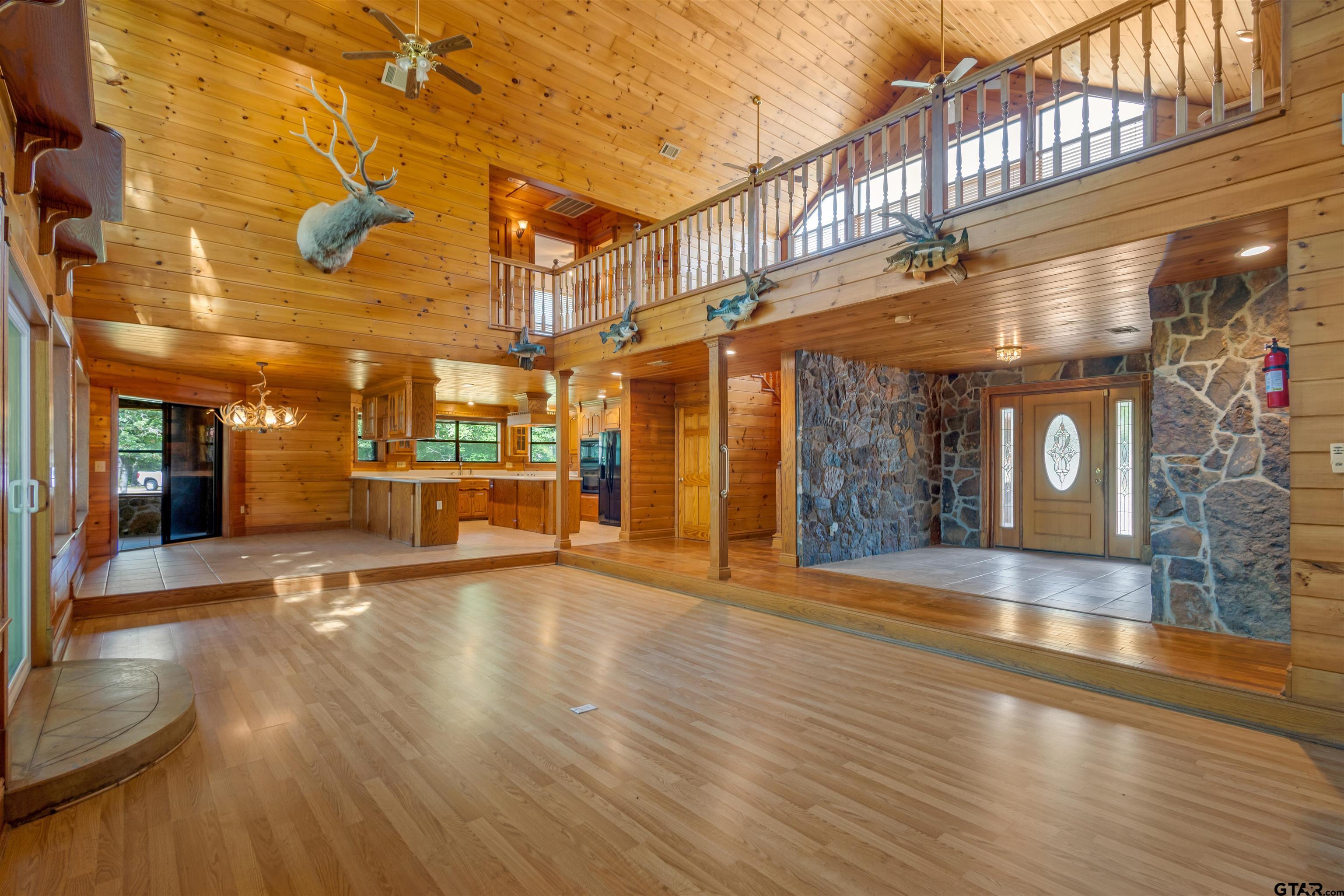 660 County Road 1503