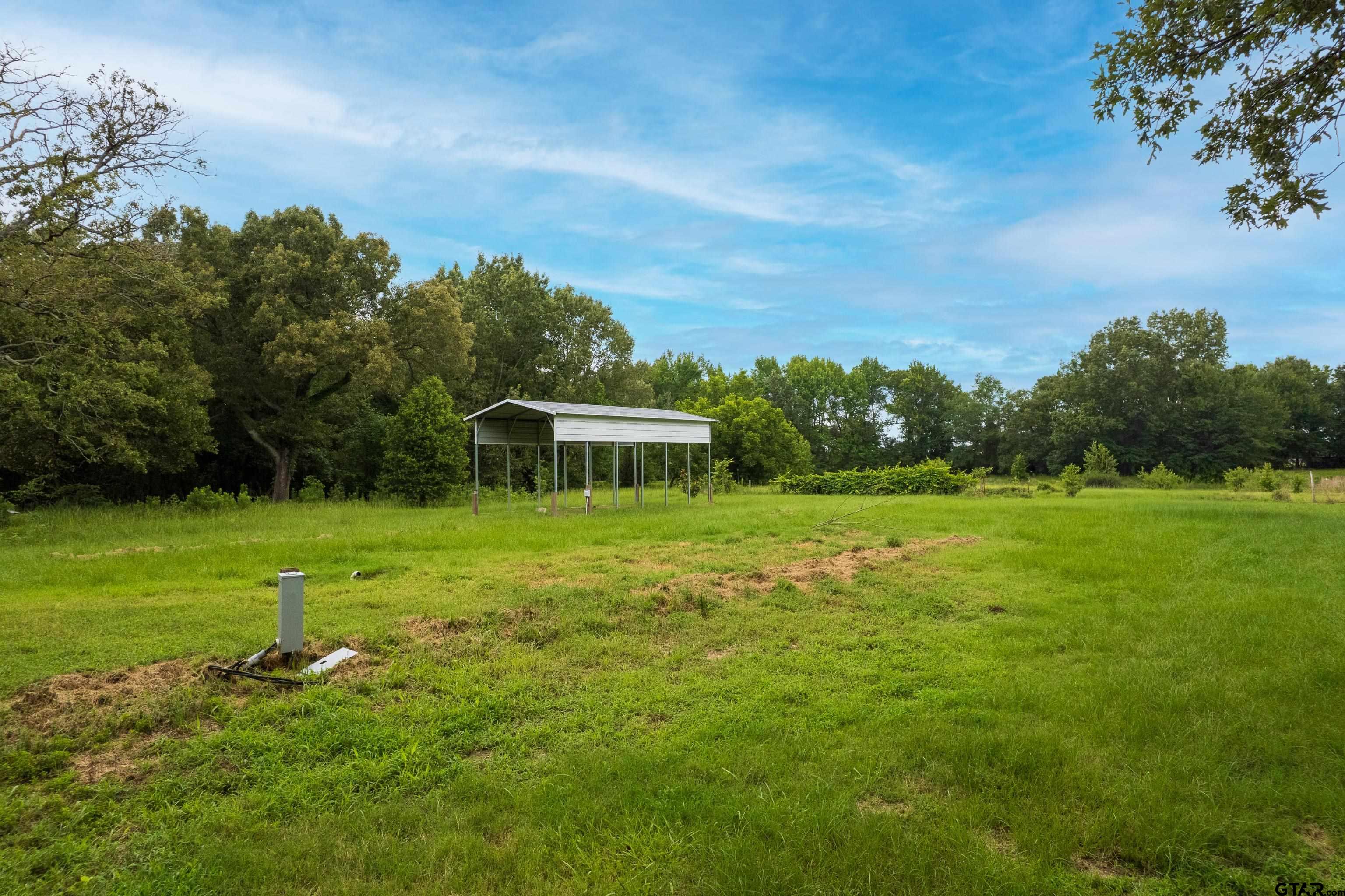 2057 NW County Road 1015