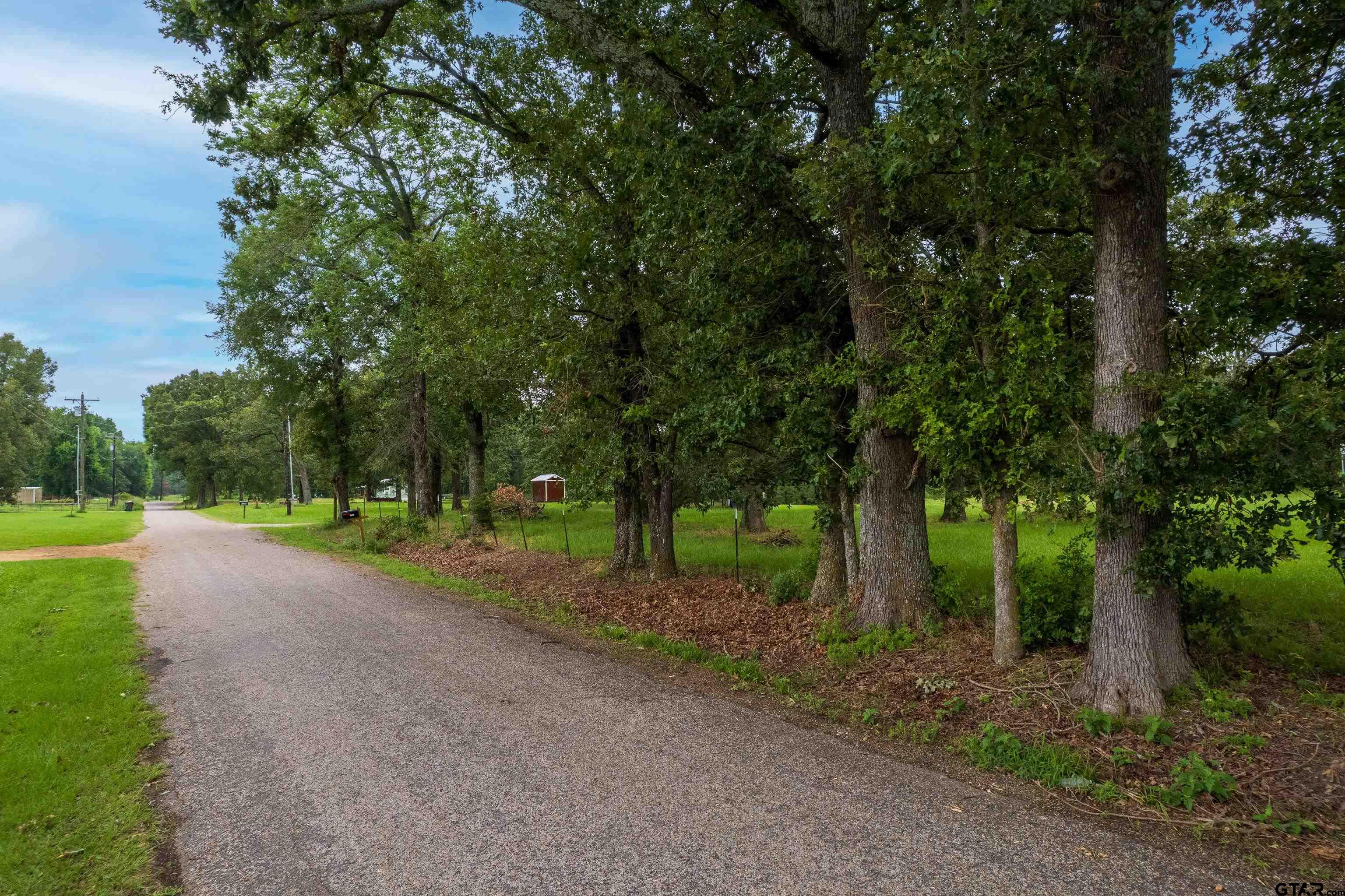 2057 NW County Road 1015