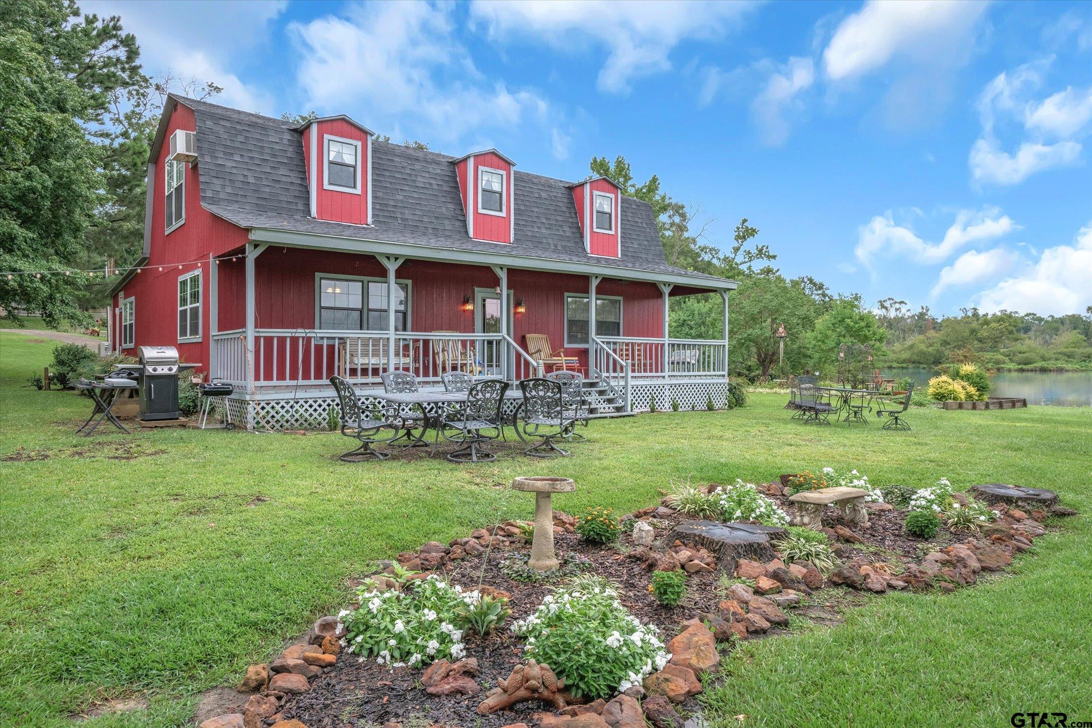 310 North Lake Drive