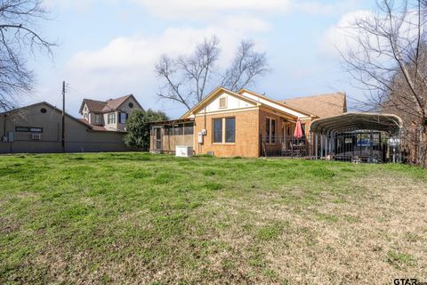 A home in Rusk