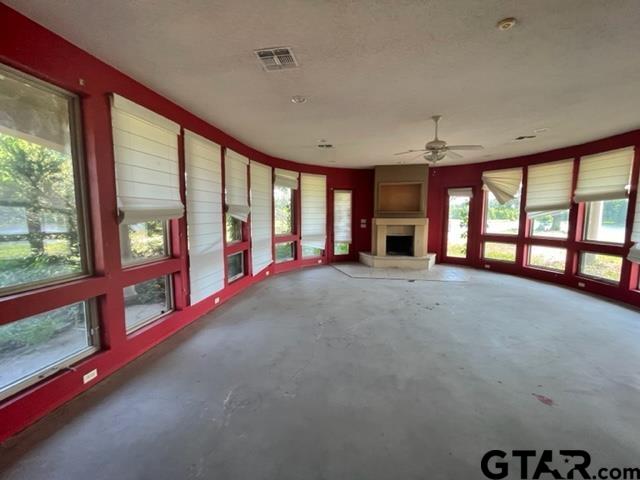 Chandler, Texas 75758, United States, 3 Bedrooms Bedrooms, ,3 BathroomsBathrooms,Residential,Pending,70846