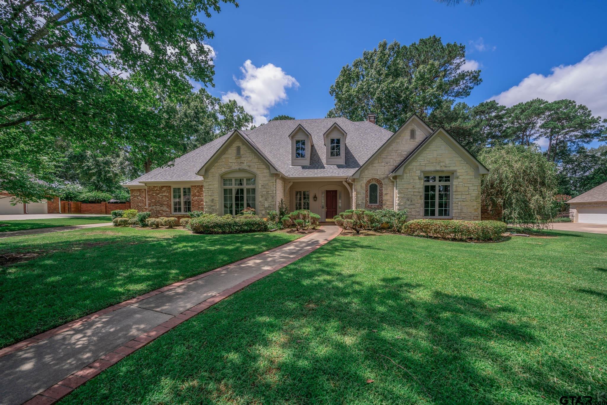7 Summer Creek Way