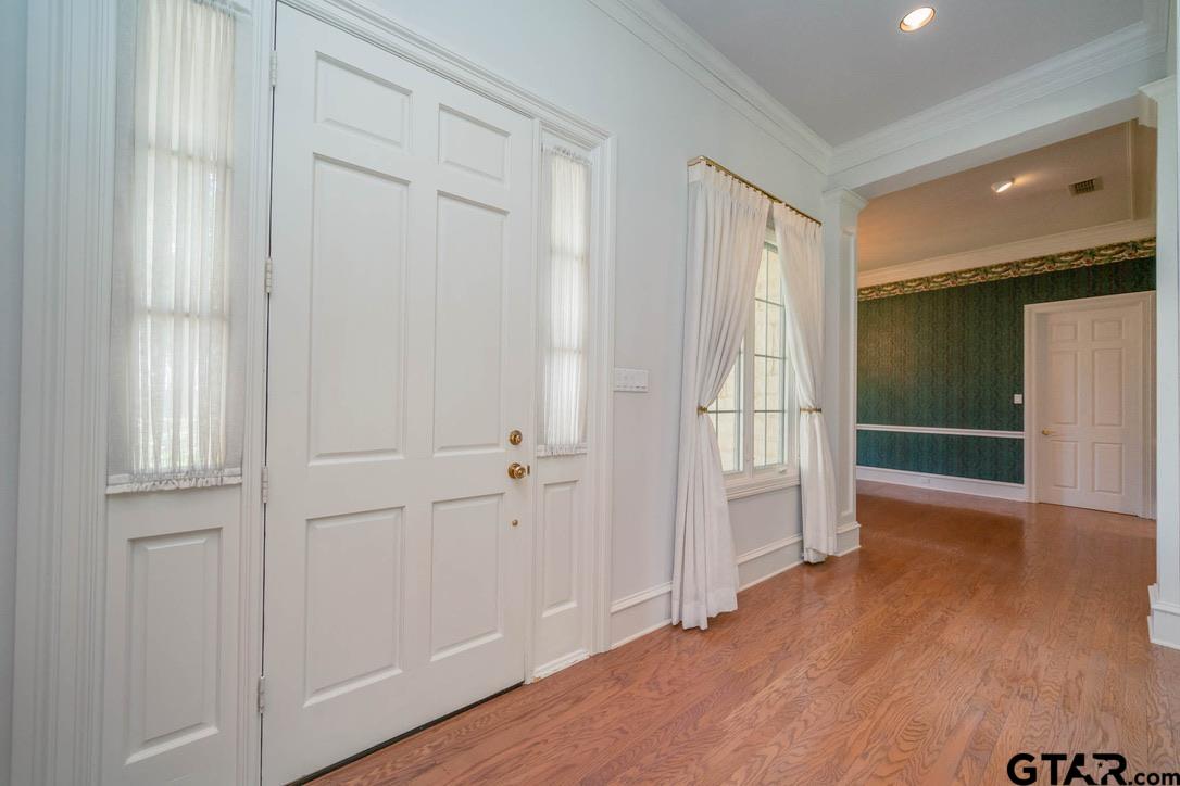 7 Summer Creek Way