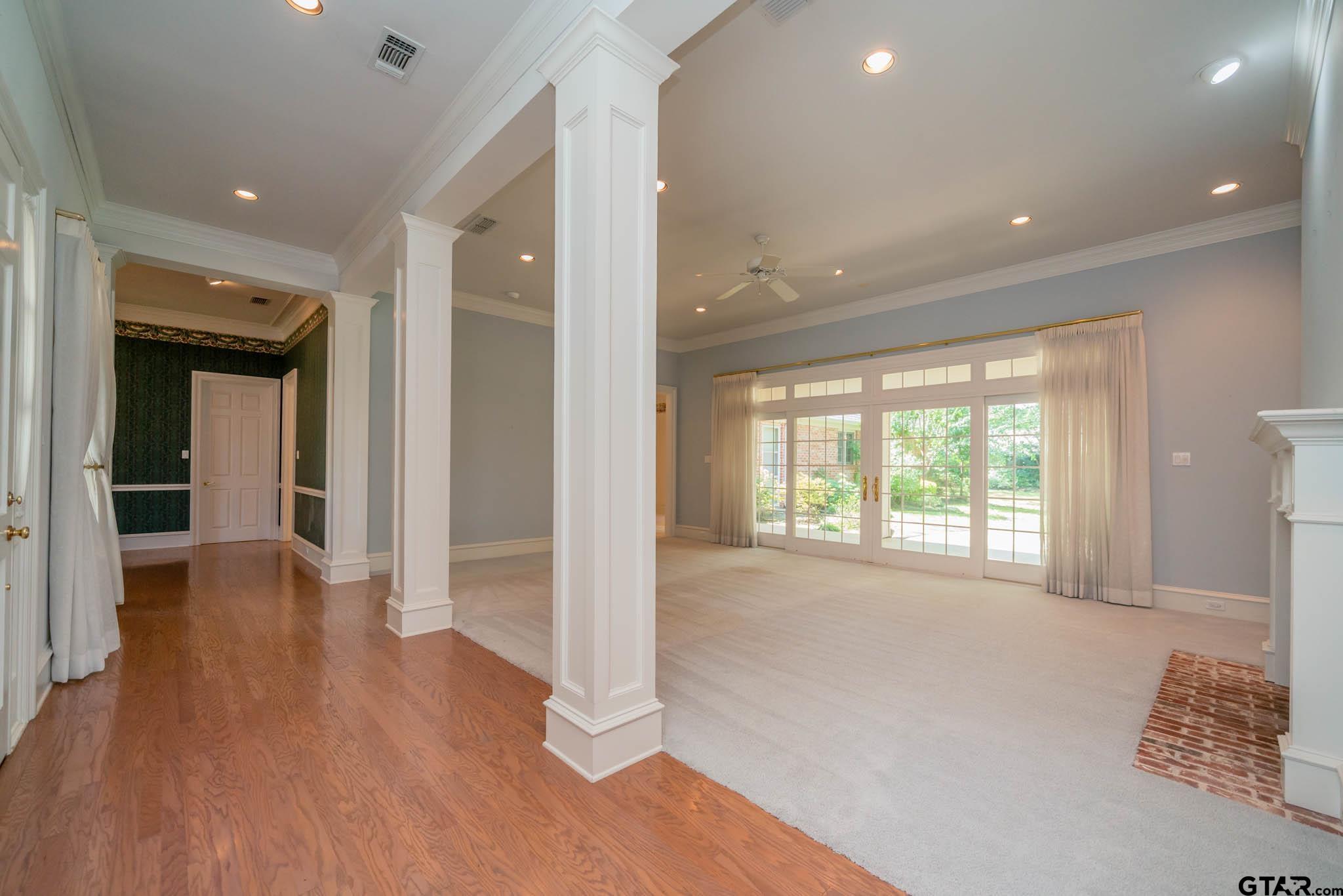 7 Summer Creek Way