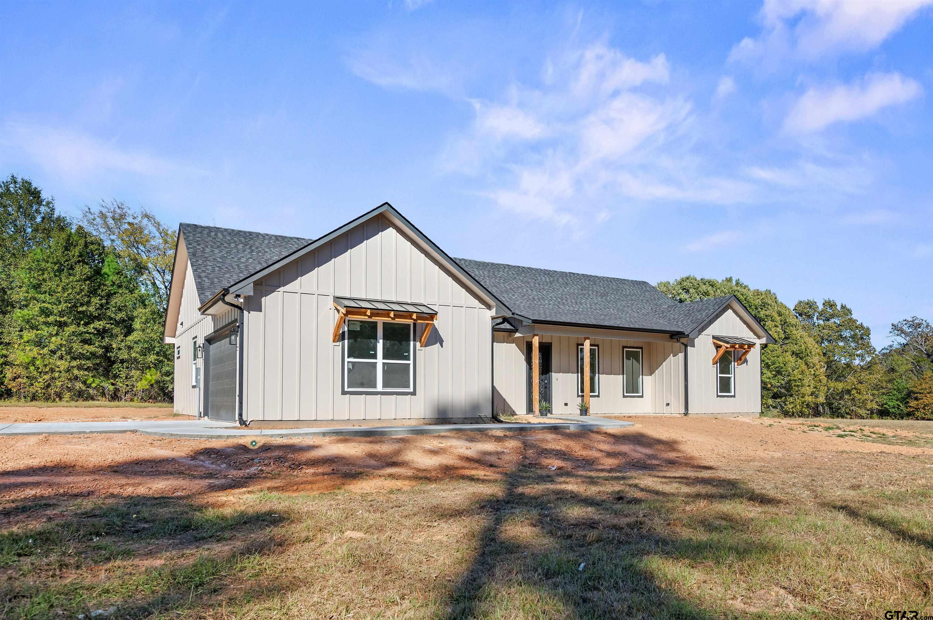 1370 County Road 1660