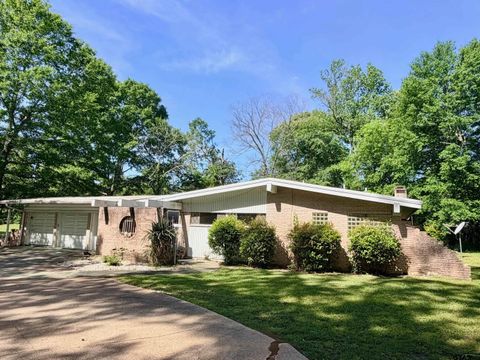 1021 Le Duke Blvd Longview TX 75601