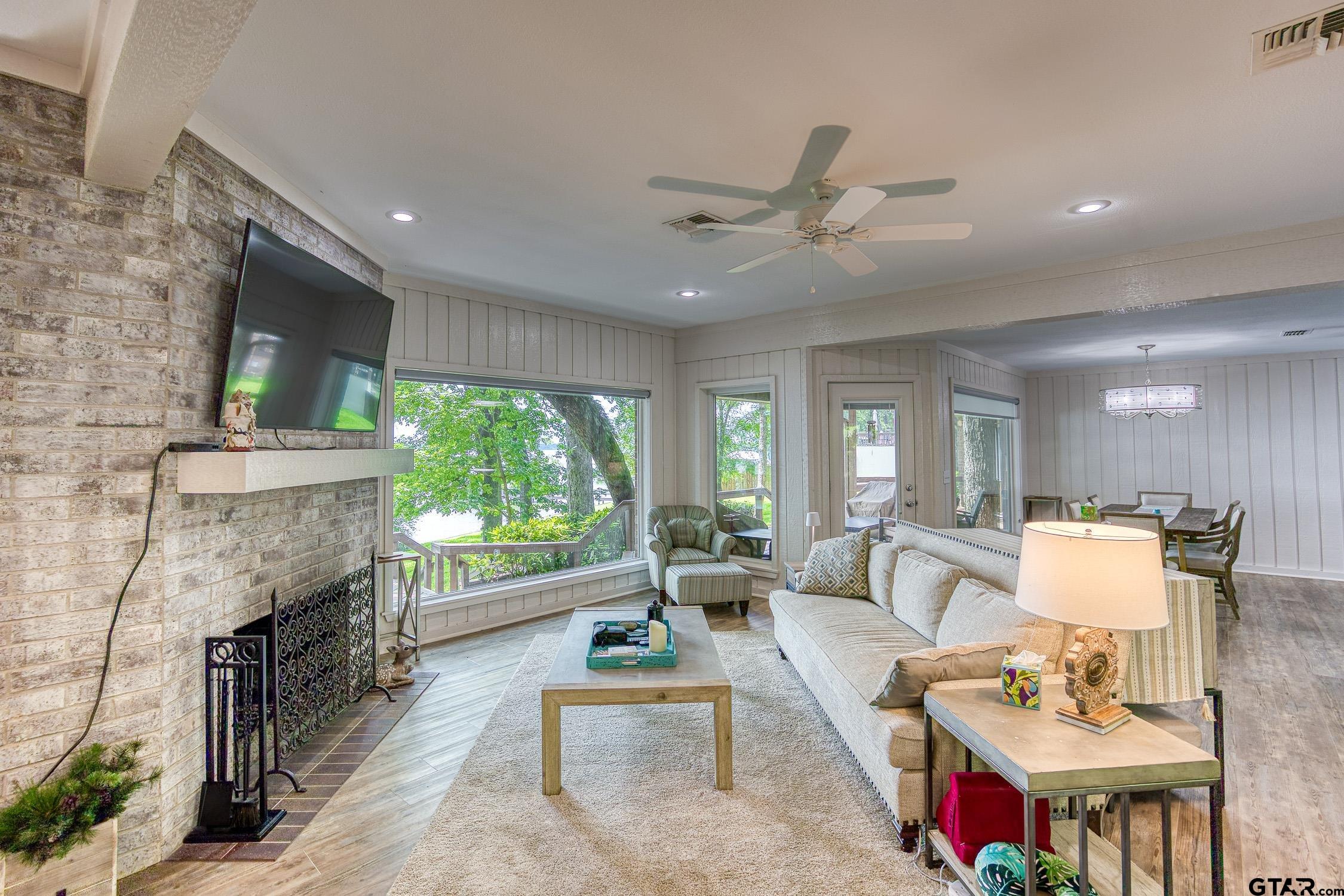 17553 Sleepy Hollow Way