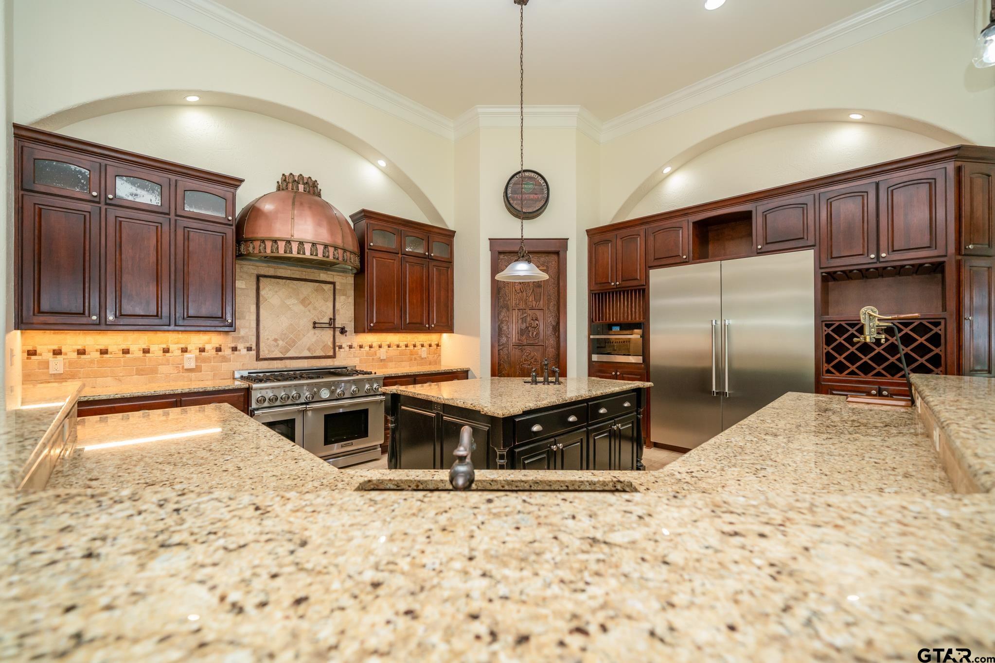615 Southlake Drive