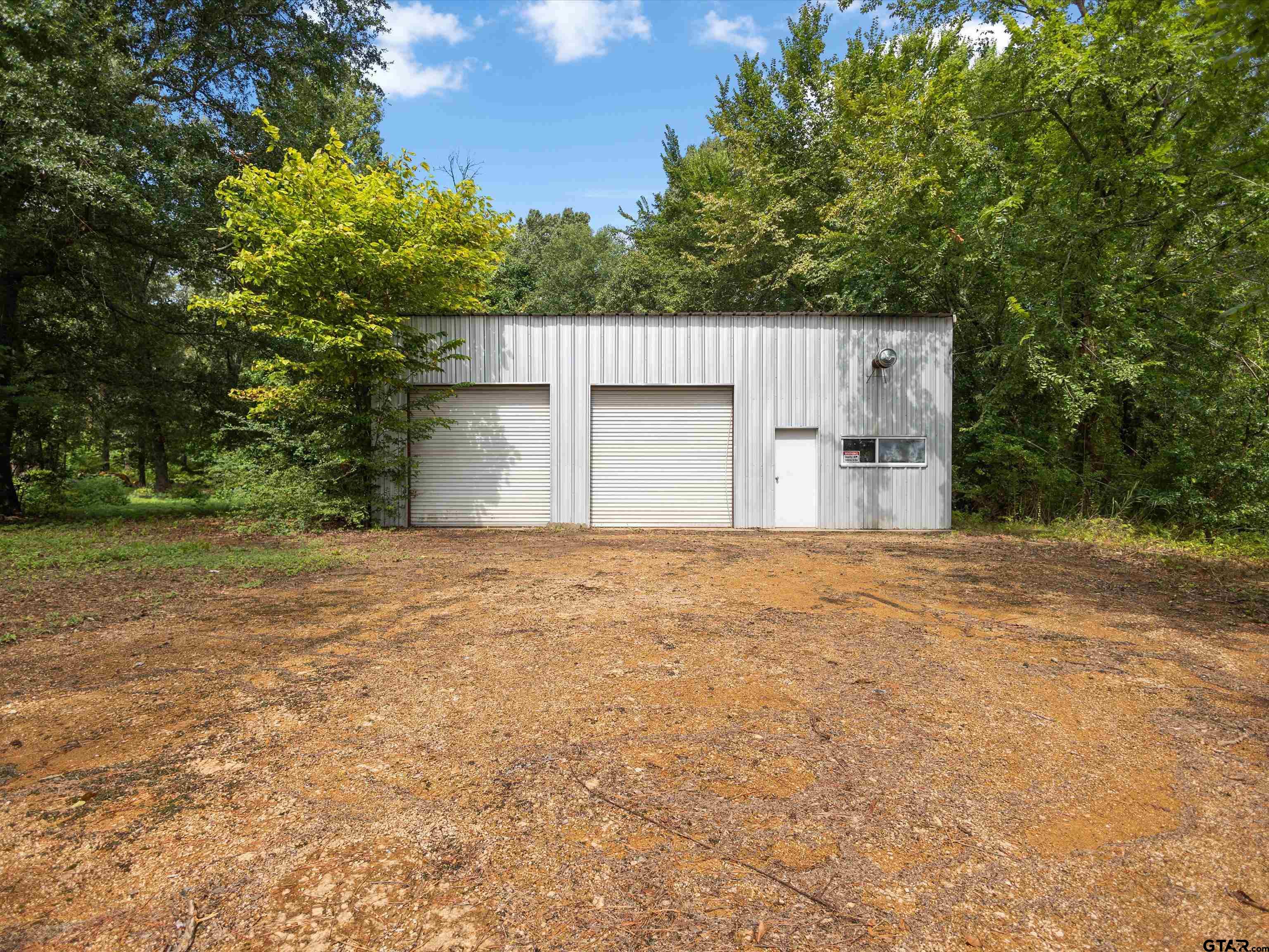 2360 Elk Rd