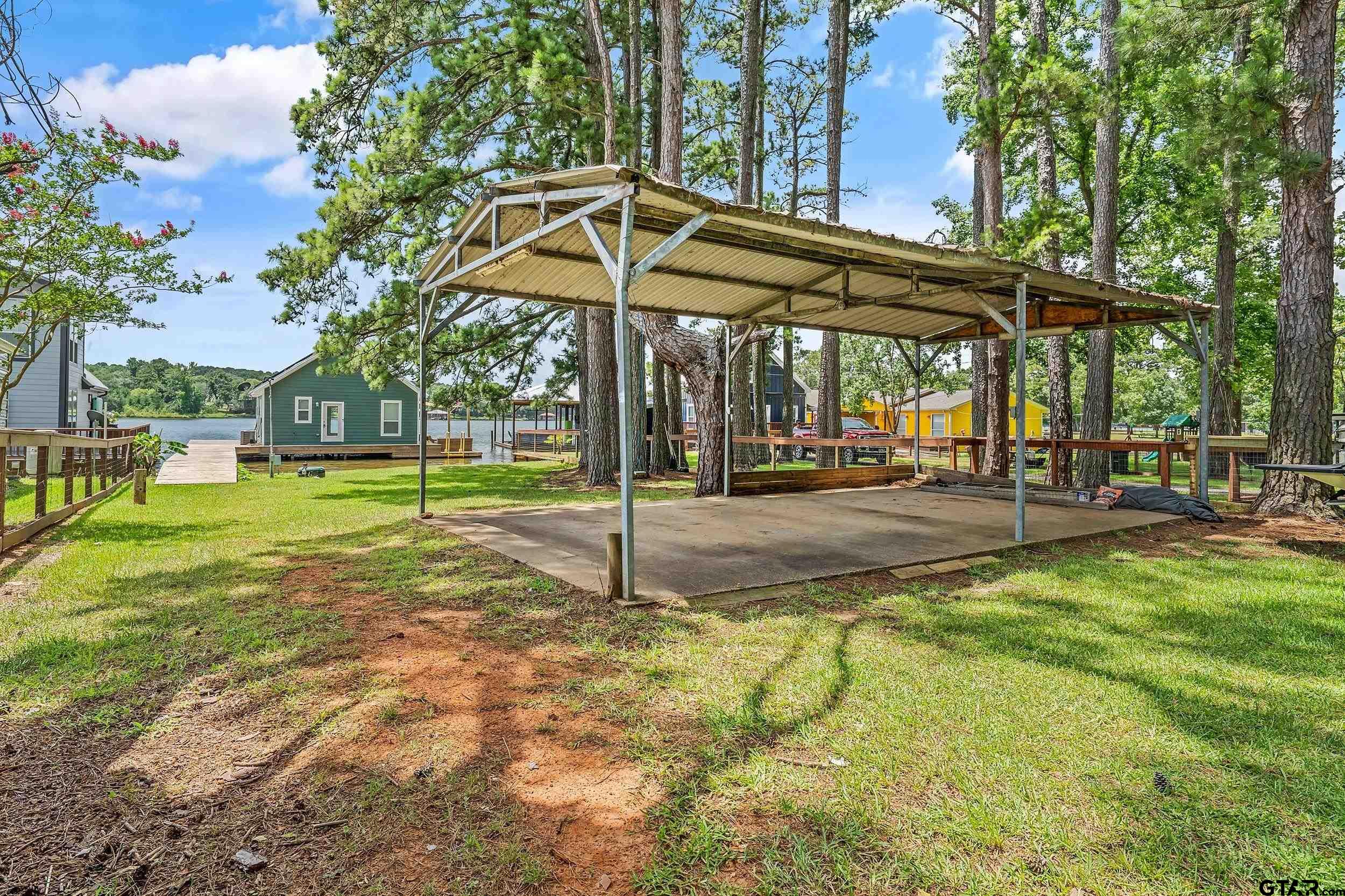 2666 Aqua Vista Dr