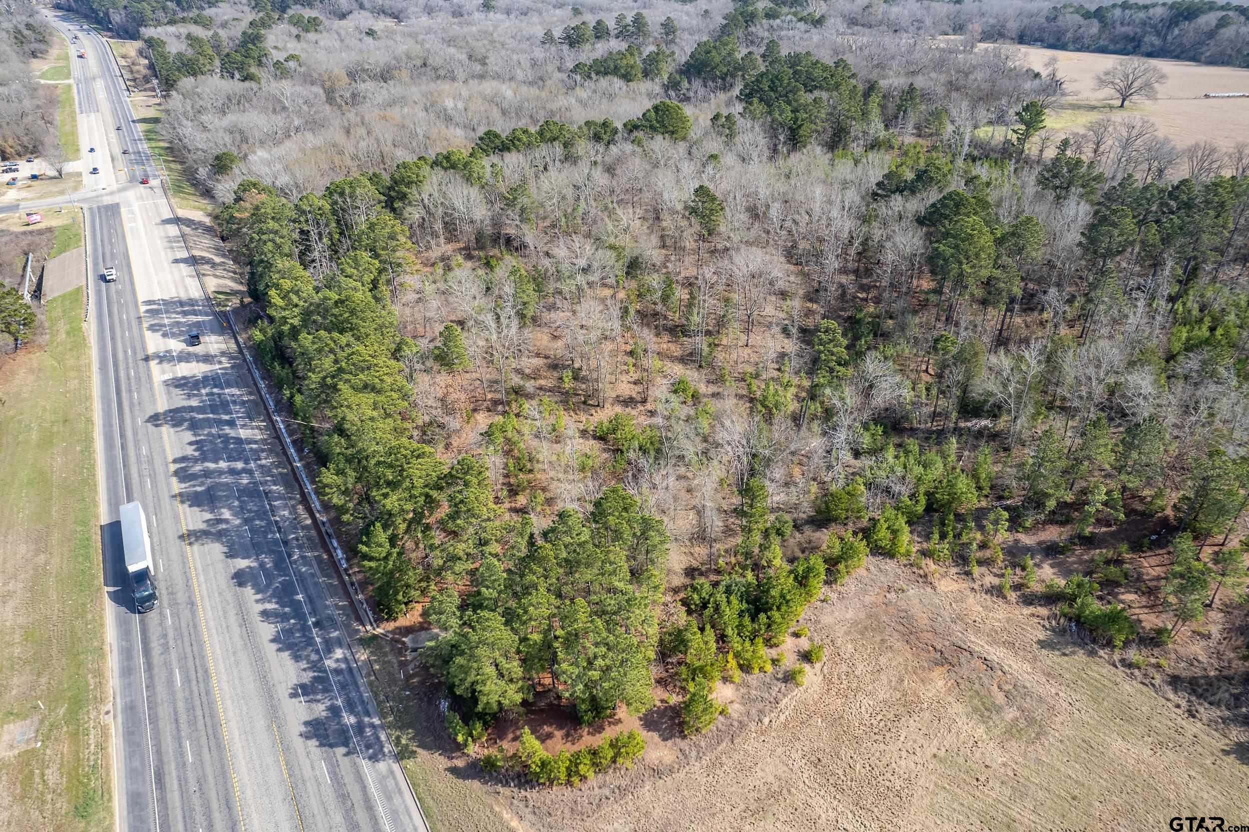 5210 S US Hwy 79