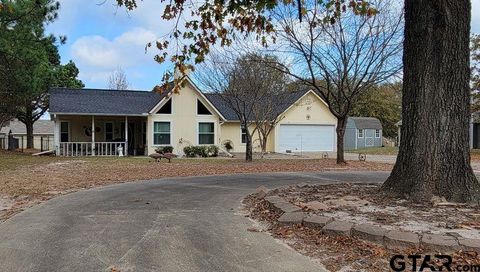 399 Cimarron Trl Holly Lake Ranch TX 75765