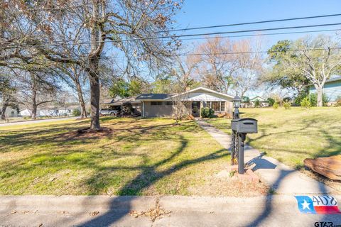408 W Christine, Overton, TX 75684 - MLS#: 25003061