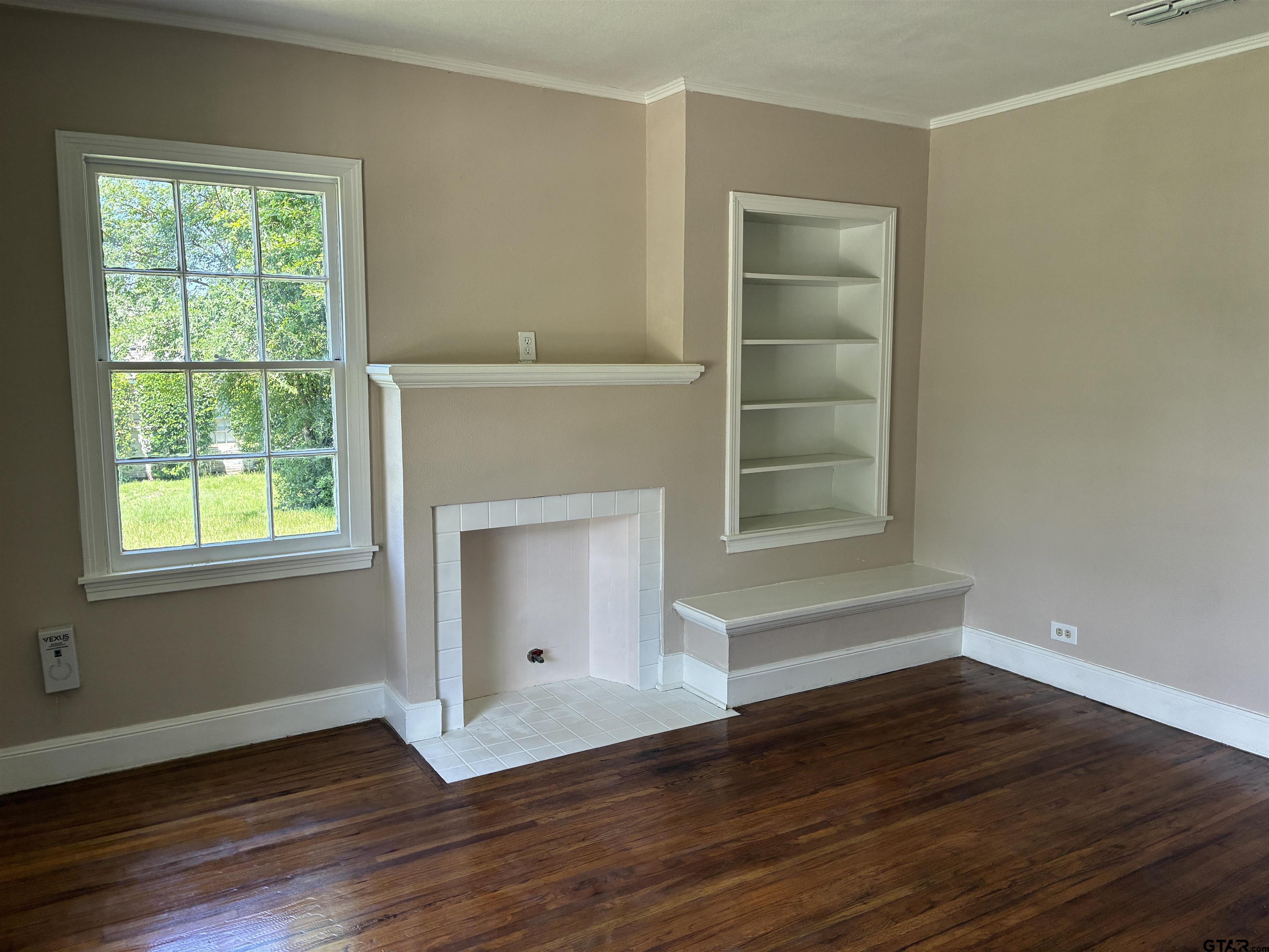 811 W Fifth
