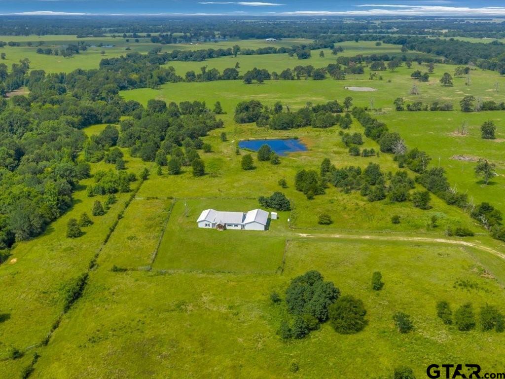 Photo 1 of 41 — 664 County Road 3355, Crockett, TX 75835