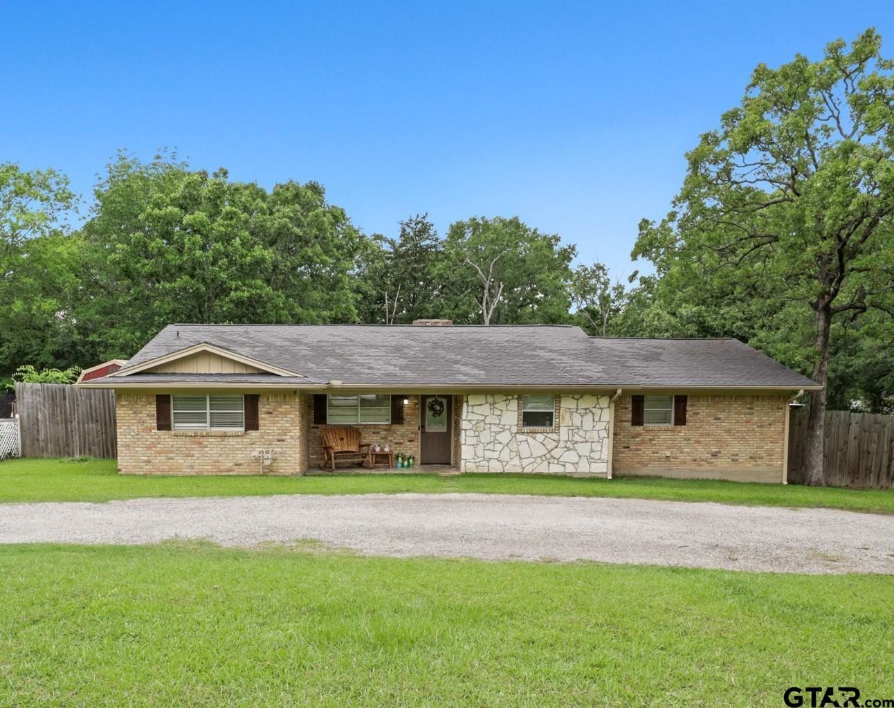 1301 Woodland Drive