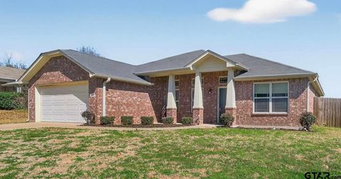 106 Ally Kate Dr Chandler TX 75758