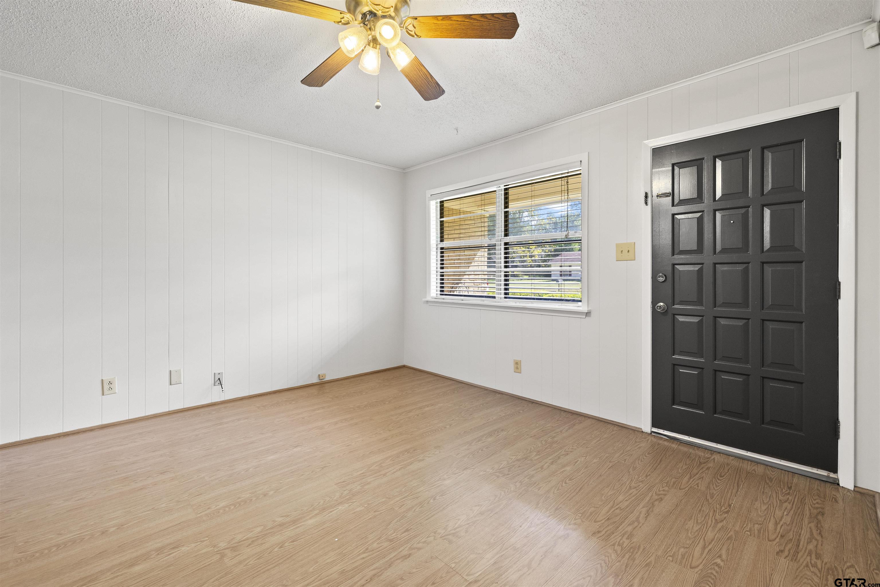 436 Ronnette