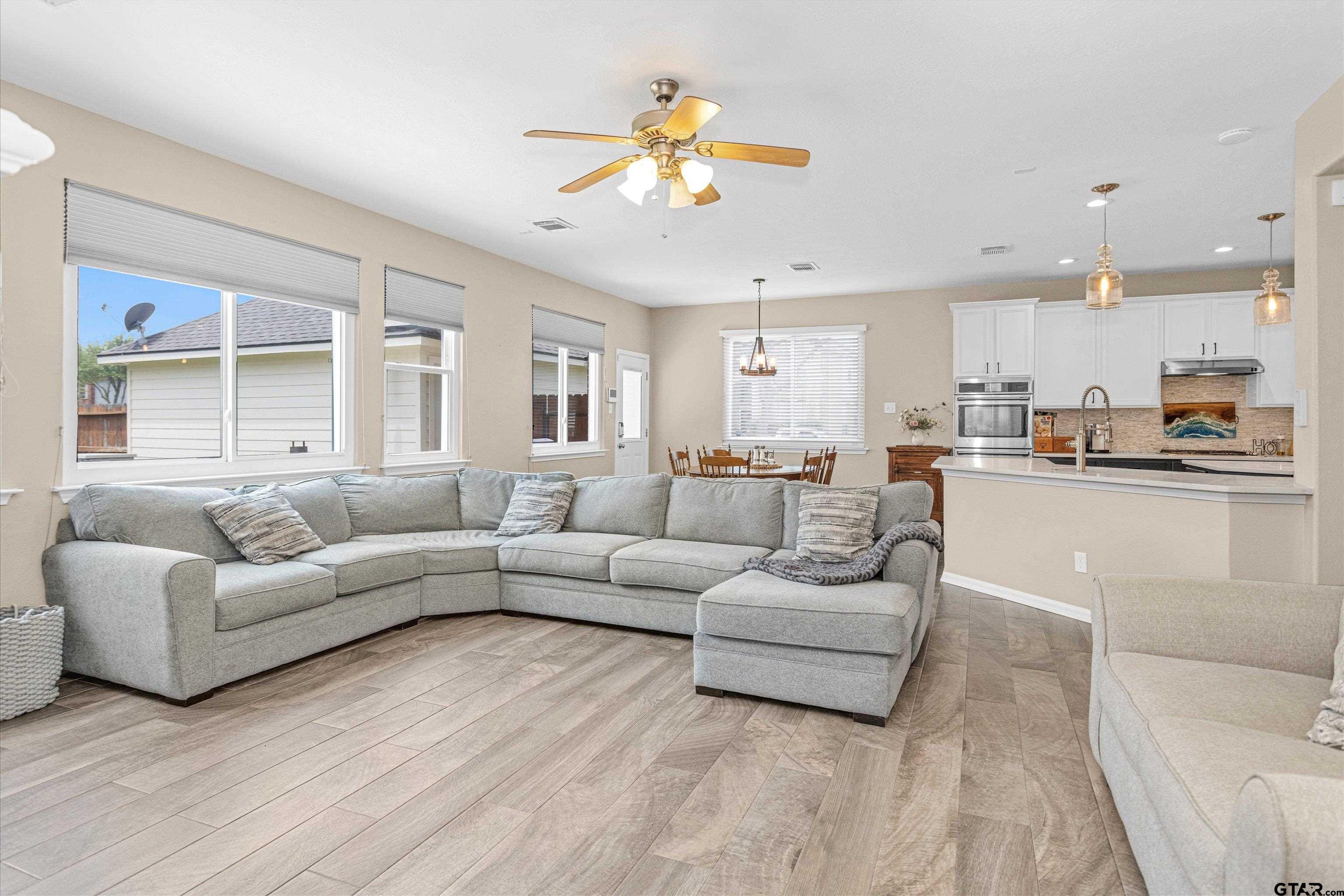 17711 Memorial Springs