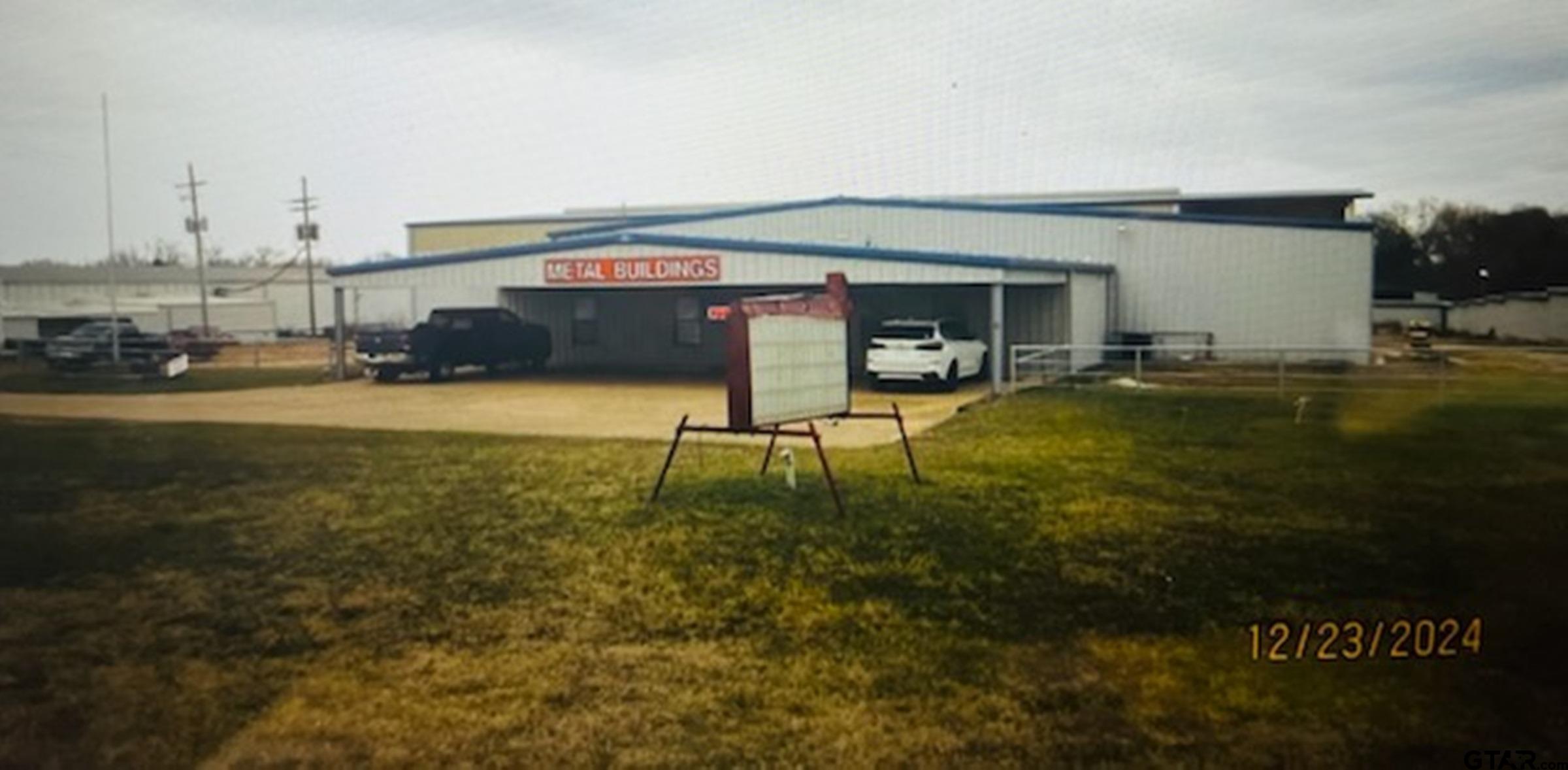 1205 E Coke Road (Hwy 515)