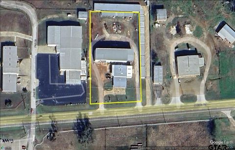 1205 E Coke Road (Hwy 515) Winnsboro TX 75494