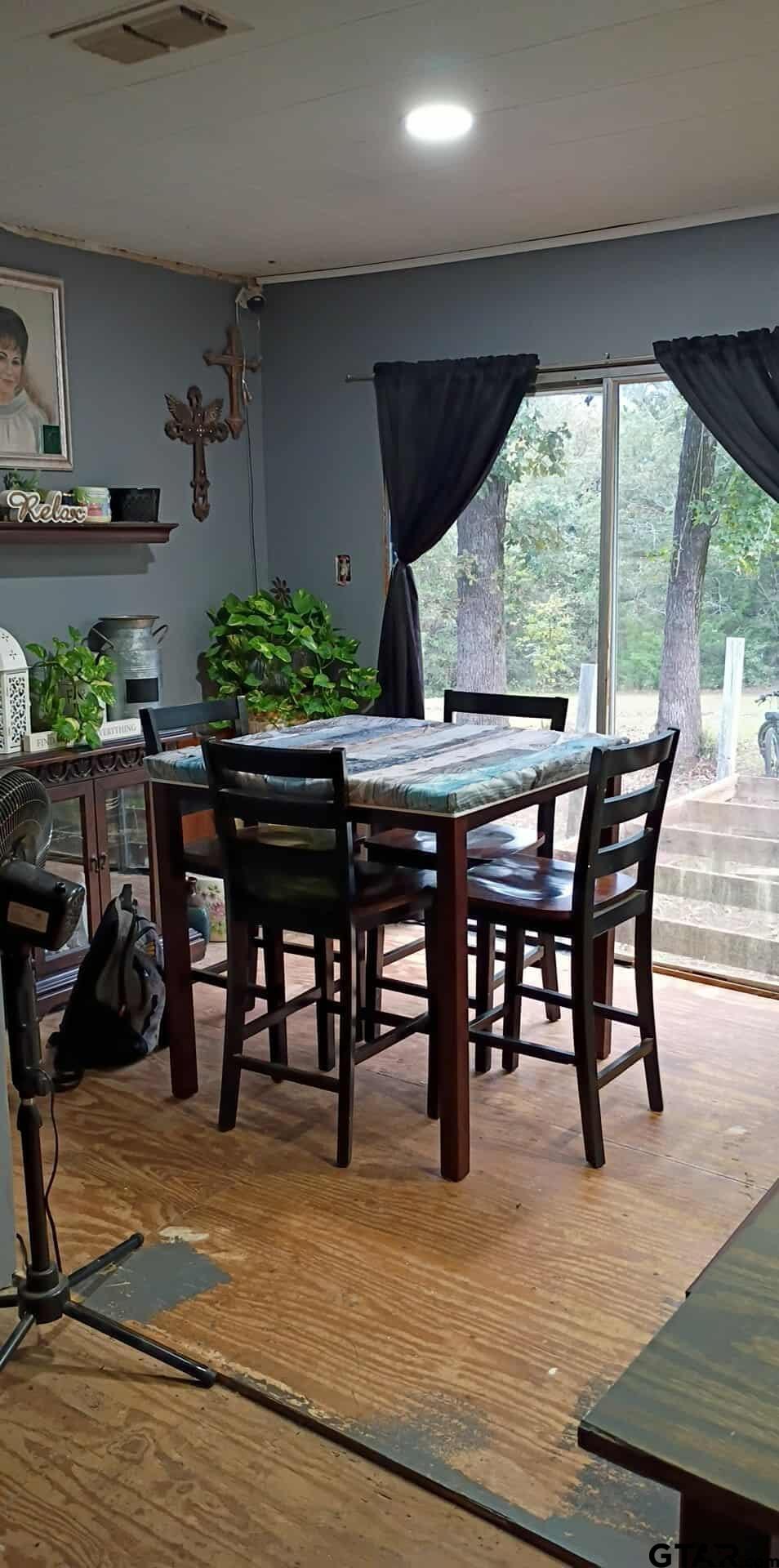 7752 County Road 210