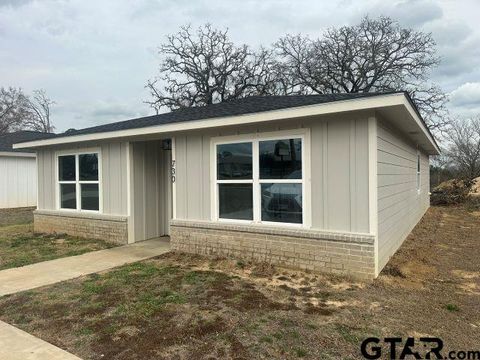 730 N Sanders Nacogdoches TX 75964