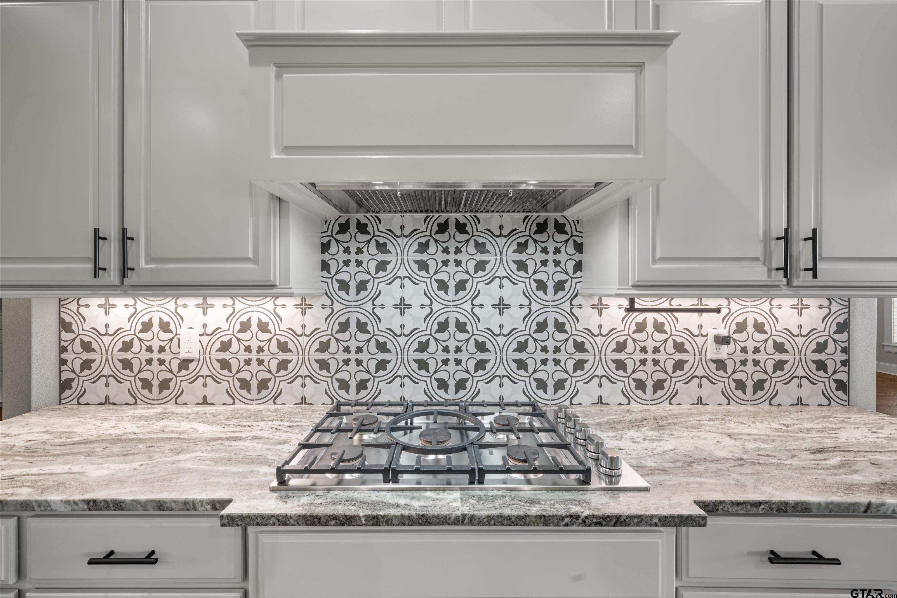 21562 Castle Rock Cir