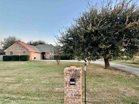 A home in Brownsboro