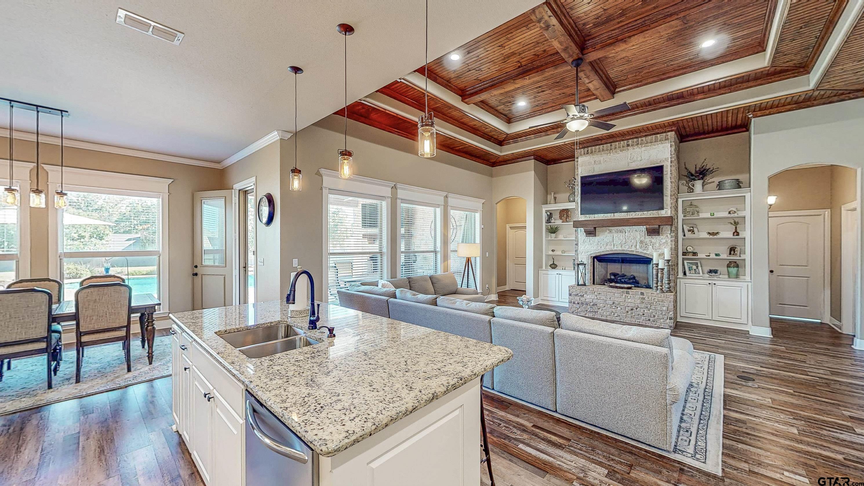 14540 Meadow Glen