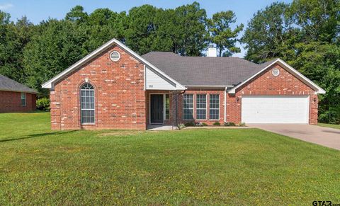 203 MacArthur St Tyler TX 75704