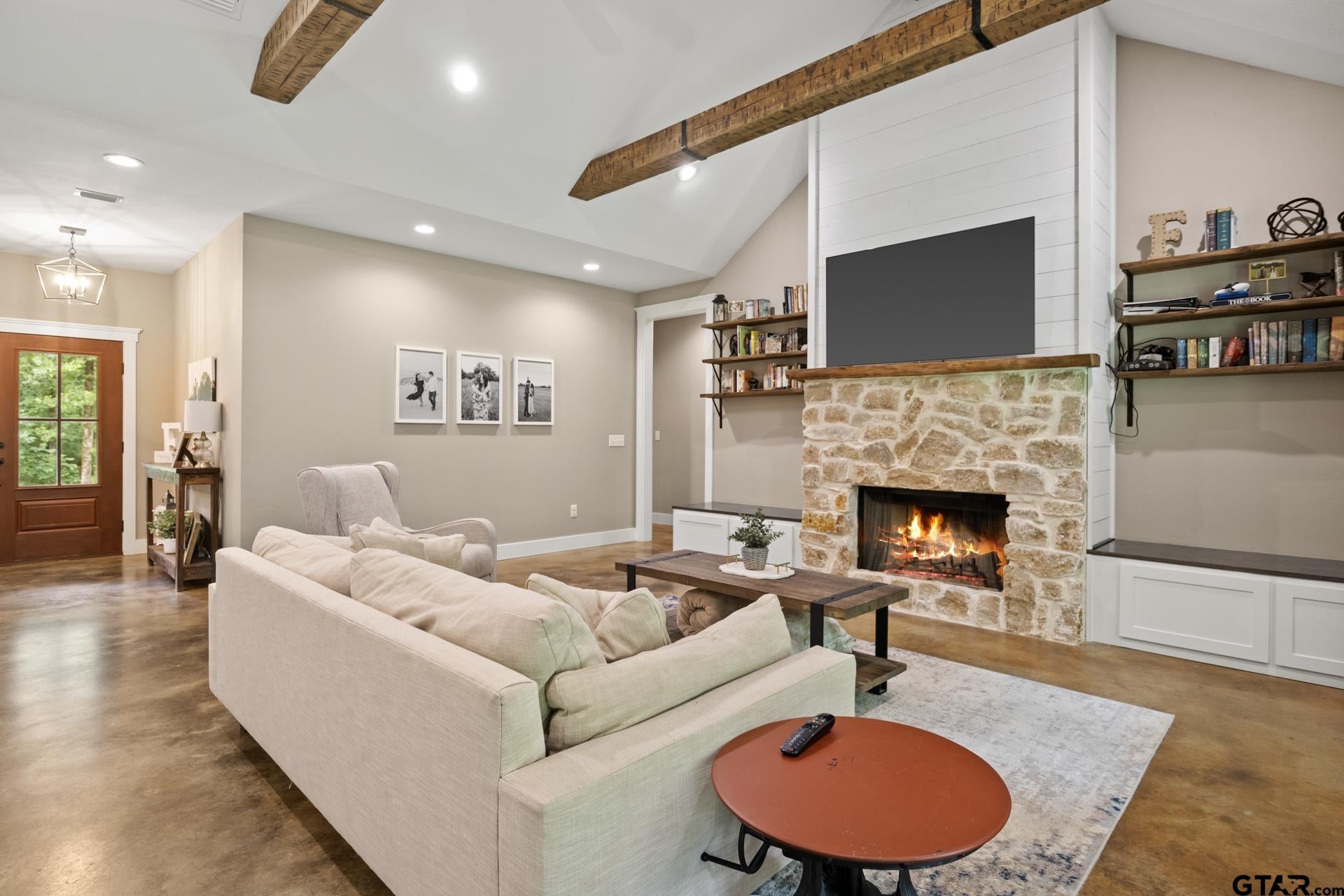 256 County Road 4224