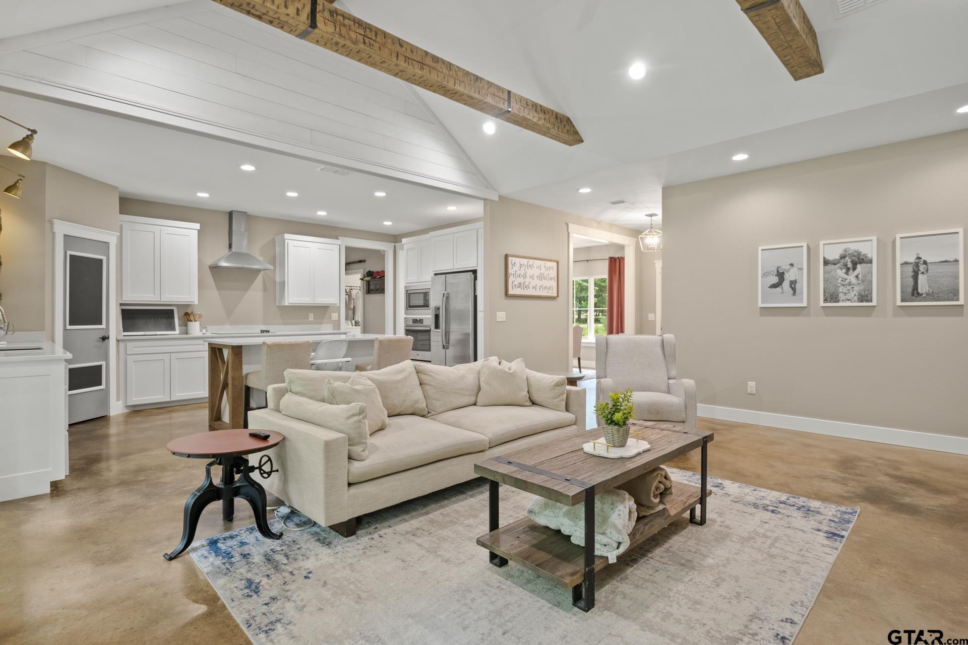 256 County Road 4224