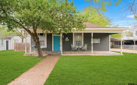 310 W Elm Winnsboro TX 75494