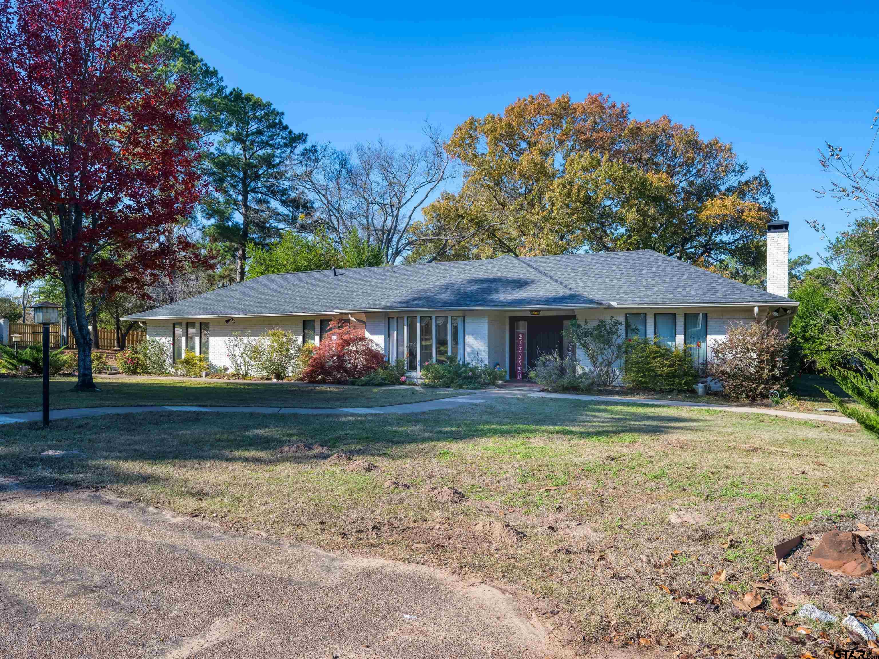 8212 Cambridge Rd