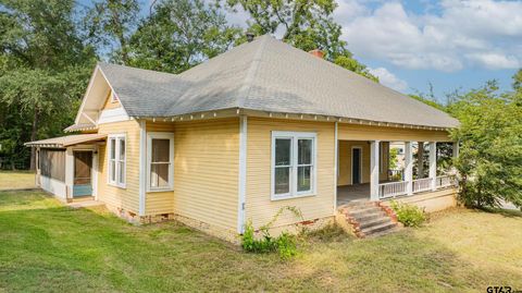 100 W Groves St Big Sandy TX 75755