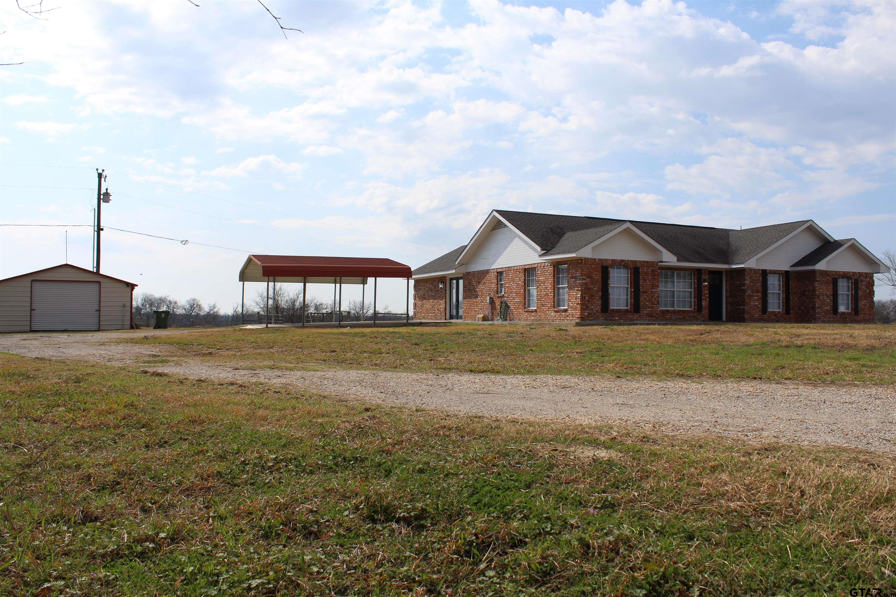 1526 County Road 4744