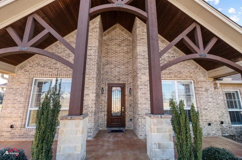 A home in Lindale