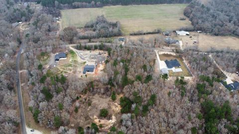 14112 CR 2141 Troup TX 75789