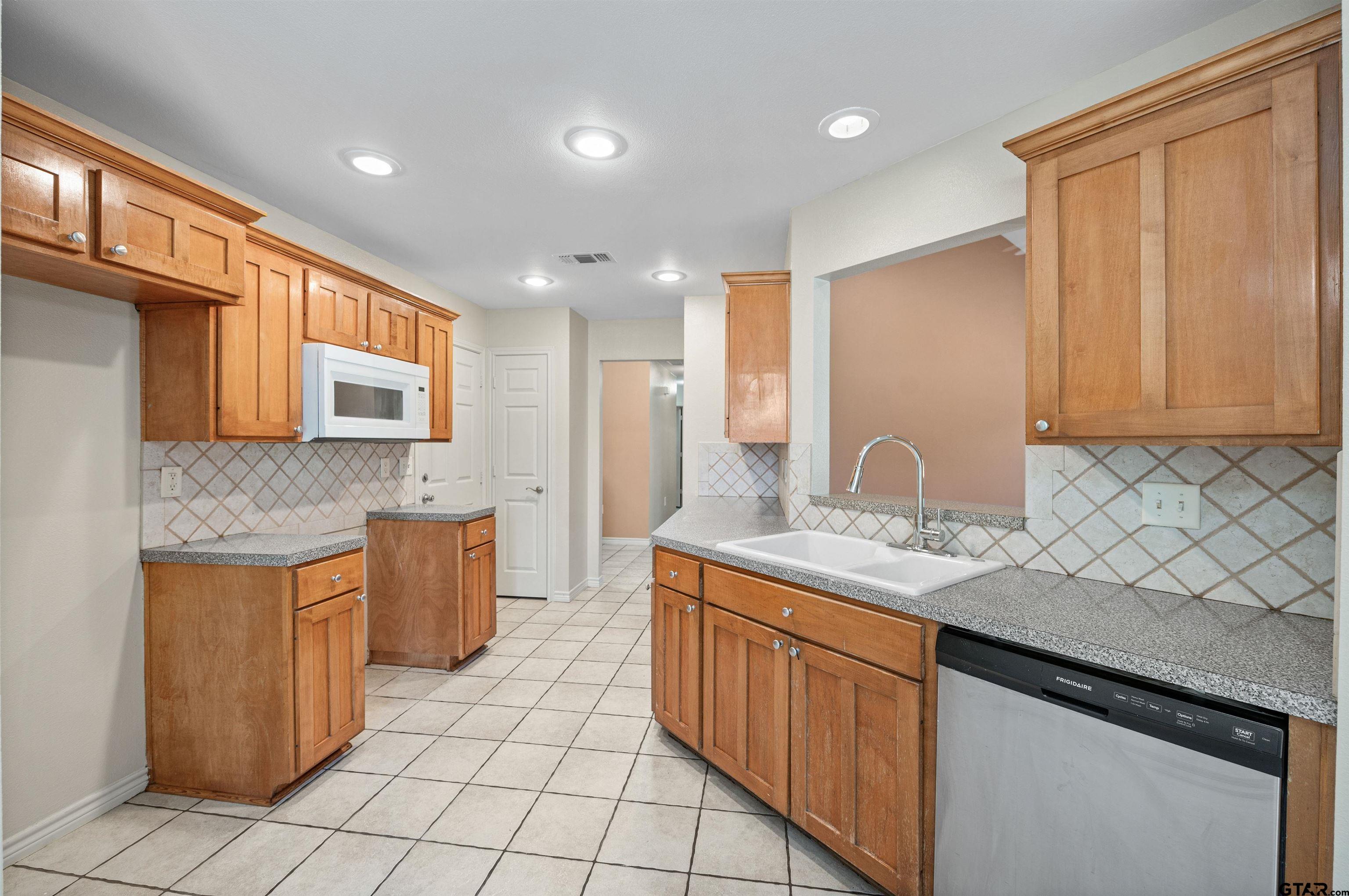 156 County road 2247