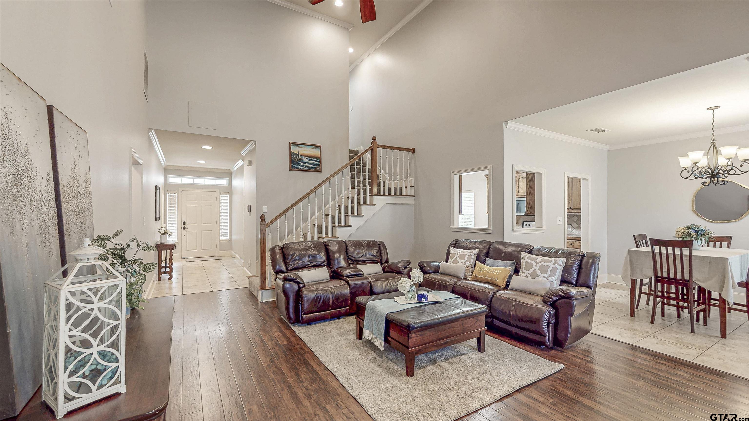 810 Rugby Lane